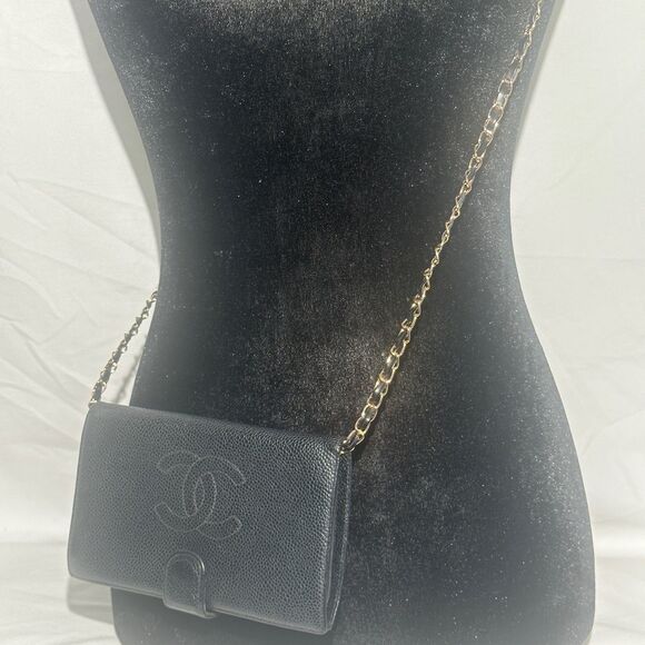 2.16” x 3.66” Wallet Insert Crossbody Converter - Picture 11 of 15